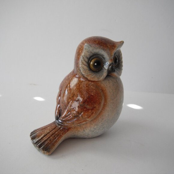 Vintage Ceramic Owl Figurine Art Pottery 3" Brown Big Eyes - Picture 6 of 9
